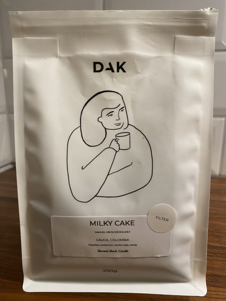 Milky Cake Dak beans amsterdam (front packaging)